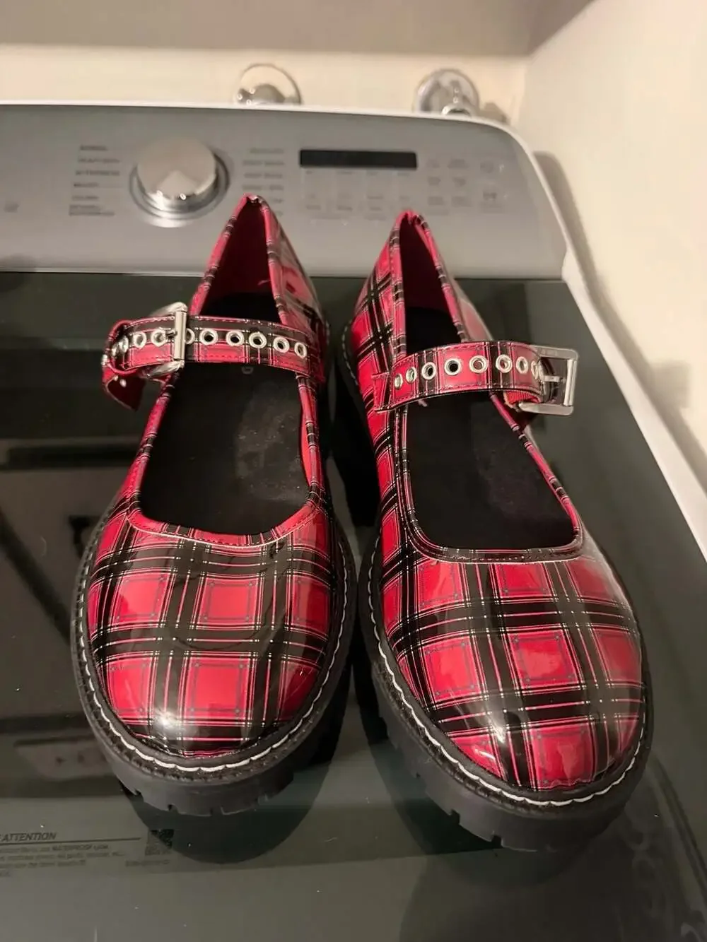 Extra wide Torrid Red Plaid Patent Mary Jane Lug Sole Platform